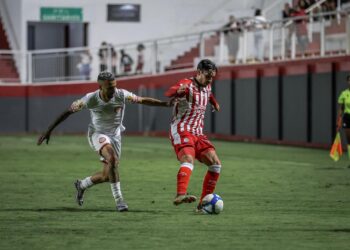 Náutico empata sem gols com Tombense e Pivetti cita “personalidade”