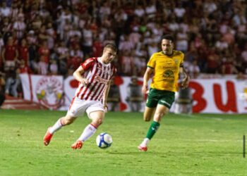 Náutico perde confronto direto para Ypiranga, mas Pivetti não “joga a toalha”