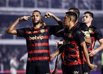 Sport empata com Santos na estreia do técnico Guto Ferreira