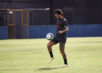 Sport enfrenta o Paysandu. Foto: Paulo Paiva/ Sport Recife.