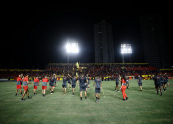 Com presença da torcida, Sport treina para enfrentar o Ceará