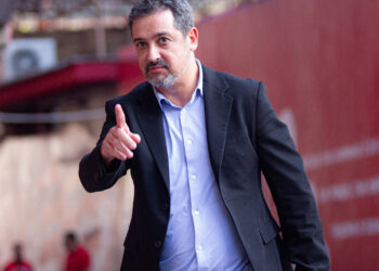 Novo treinador do Náutico, Marquinhos Santos tem grande desafio na temporada 2025