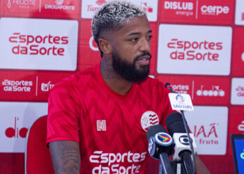 Náutico: Luiz Paulo comenta expectativa para a próxima temporada e contato inicial com Marquinhos Santos