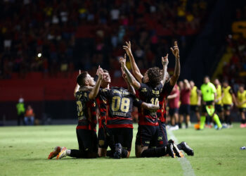 Na última rodada, Sport torce por tropeço de um dos adversários para conseguir acesso; confira os cenários