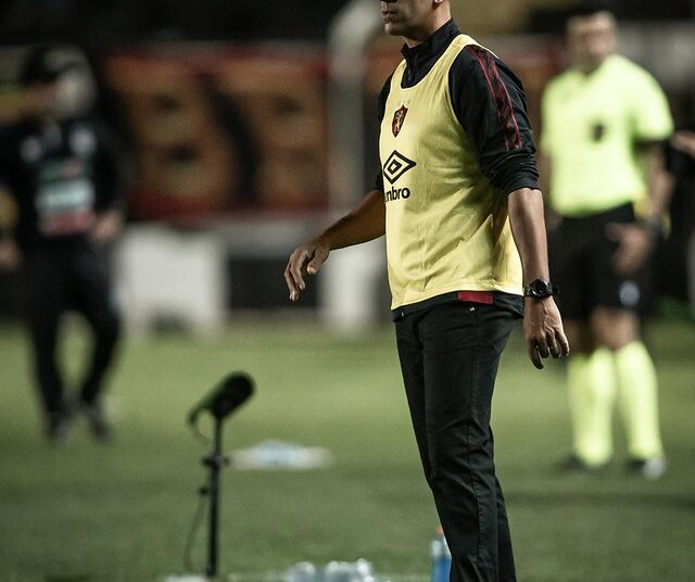 Sport: Pepa diz que enxergou equipe ansiosa em campo e mantém confiança no acesso: “Sigo completamente convicto”