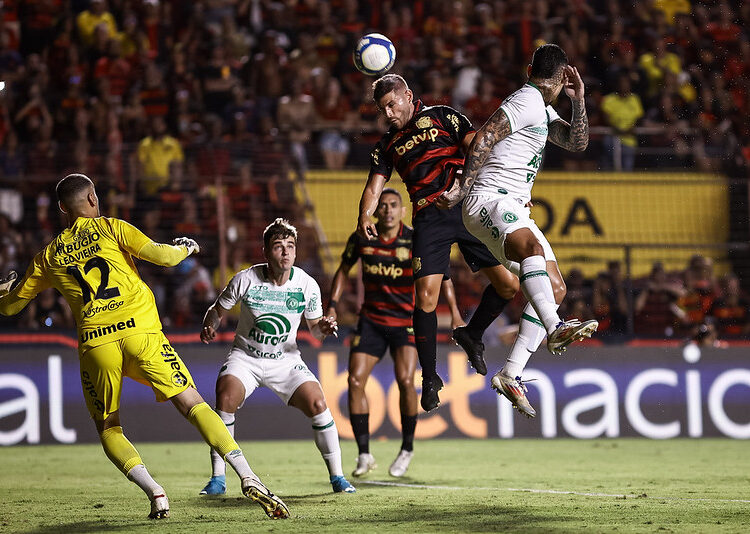 Sport fica no empate com a Chapecoense na Ilha e corre risco de sair do G-4