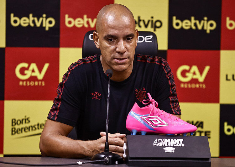 Pepa lamenta chances desperdiçadas pelo Sport contra a Chape e mantém confiança no acesso: “acreditar até o fim”