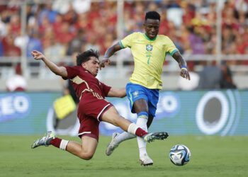 Com pênalti perdido por Vinicius Jr, Brasil empata com a Venezuela pelas Eliminatórias