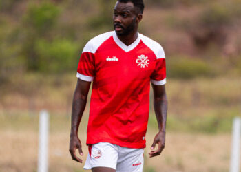 Náutico confirma contratação do lateral-esquerdo Igor Fernandes