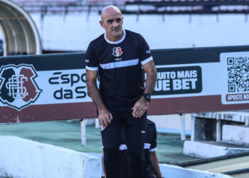 Santa Cruz: Itamar Schulle comenta sobre recuperação após problema de saúde e busca por reforços no mercado