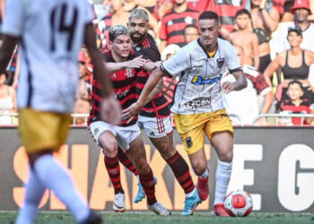 Santa Cruz contrata atacante Vini Moura, campeão da Série C 2024 pelo Volta Redonda/RJ