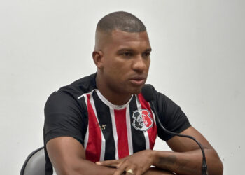 Genílson destaca grandeza e projeto como razões para retorno ao Santa Cruz