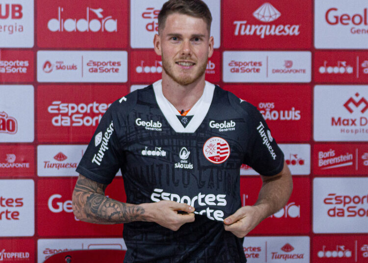 “Oportunidade que eu vinha esperando”, diz Wellerson em chegada ao Náutico