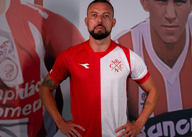 Náutico anuncia novo terceiro uniforme para 2025