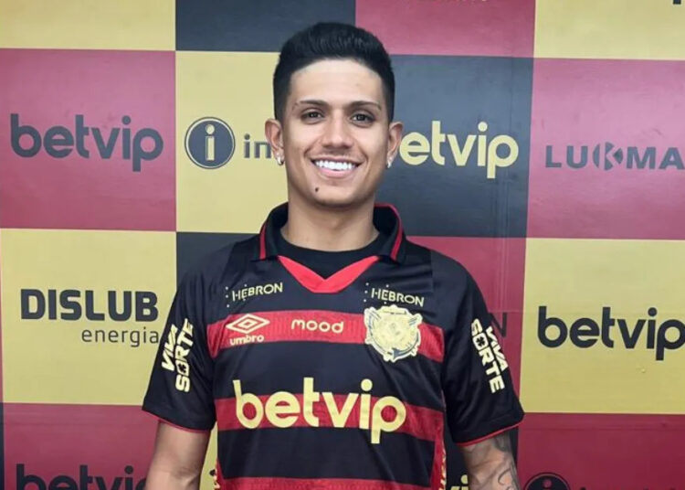 Gustavo Maia festeja acerto, comenta características e projeta temporada 2025 pelo Sport