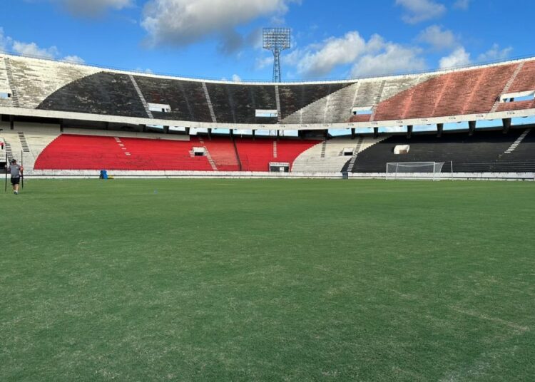 Com Arruda em manutenção, Santa Cruz cancela amistoso contra o CSA