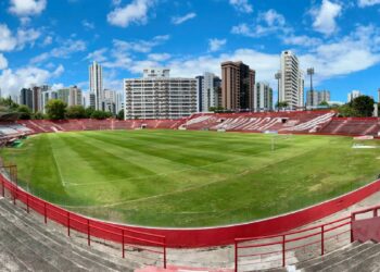 Náutico punido com setor dos Aflitos fechados na estreia do Estadual. Foto: Matheus Cunha / CNC