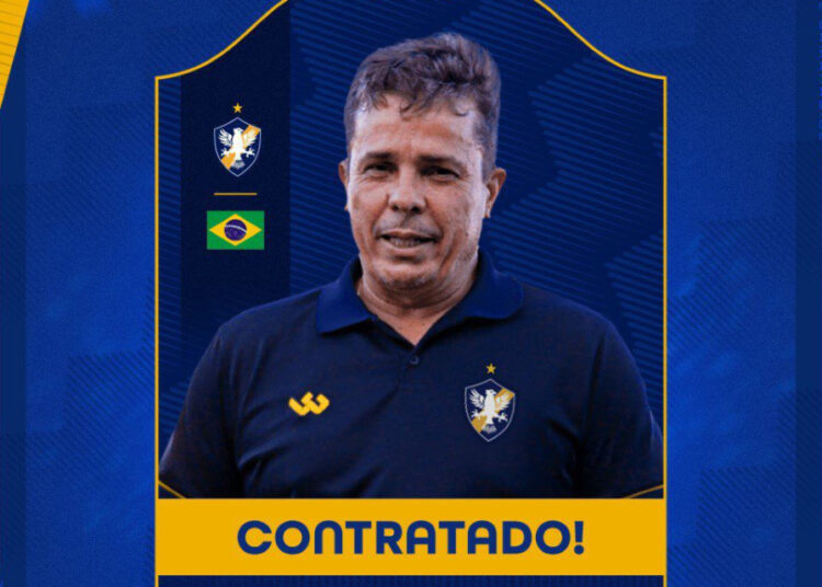 Retrô anuncia contratação de Evaristo Piza, ex-Santa Cruz, como novo treinador