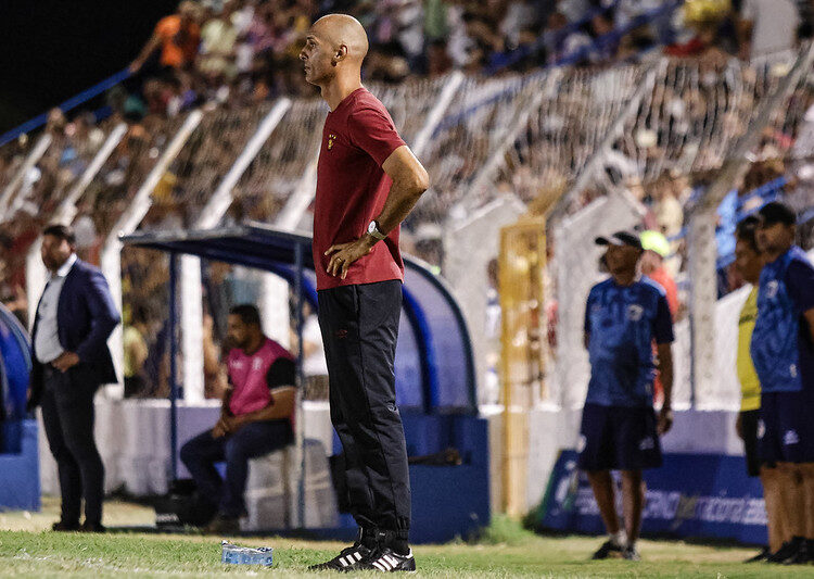 Sport: César Lucena ressalta bom desempenho do sub-20 contra o Afogados na estreia do Pernambucano