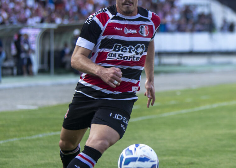 Santa Cruz tem duas dúvidas para o clássico contra o Náutico