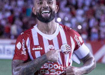 Náutico: Patrick Allan comemora gol marcado no clássico e projeta evolução
