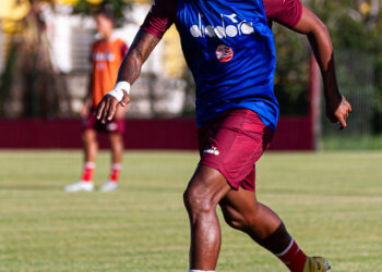 Náutico recebe o Maguary pelo Campeonato Pernambucano. Foto: Gabriel França / CNC