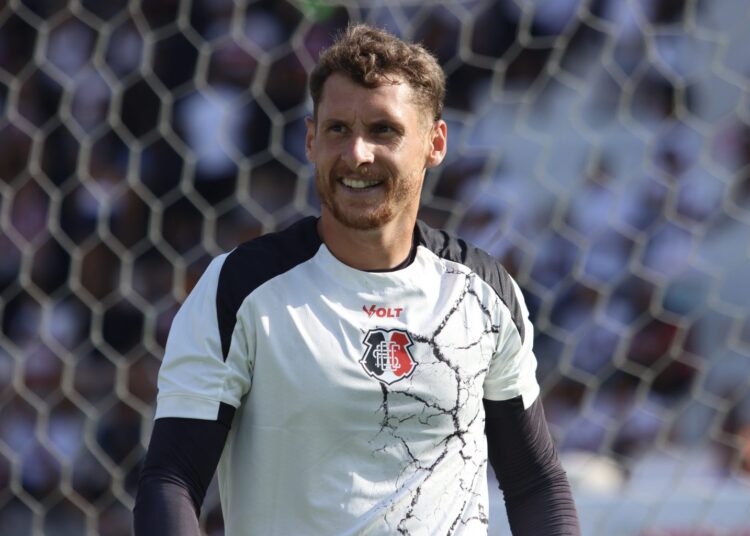 Santa Cruz: Deivity sente incômodo no joelho e fica fora da estreia no Campeonato Pernambucano