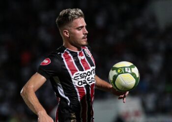 Após eliminação do Santa Cruz, Matheus Melo volta foco para a sequência da temporada: “Não tem nada perdido”