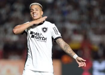 Sport avança em negociação pelo atacante Carlos Alberto, do Botafogo