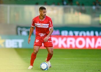 Sport acerta com Hereda. Foto: Gledston Tavares