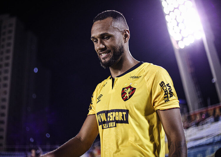 Sport: Pepa confirma transferência de Gustavo Coutinho por empréstimo ao Coritiba