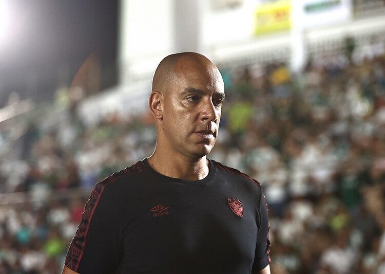 Sport: Pepa parabeniza atletas pela entrega contra o Sousa e segue aguardando reforços