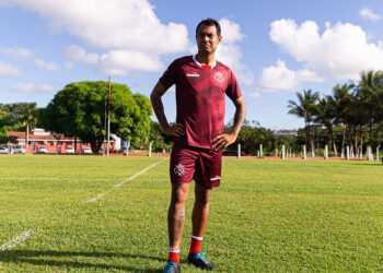 TJD-PE não se manifesta e repassa decisão sobre o Náutico utilizar Vinícius no Pernambucano para a FPF