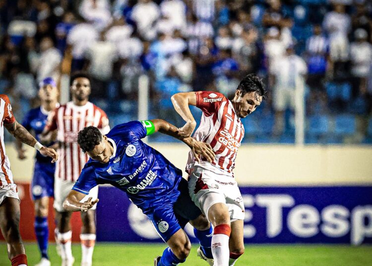 Náutico perde para o Confiança pela Copa do Nordeste. Foto: Luiz Neto/ADC