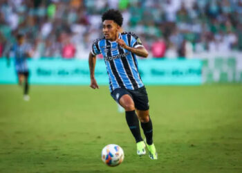 Sport fica próximo da contratação do volante Du Queiroz, ex-Grêmio