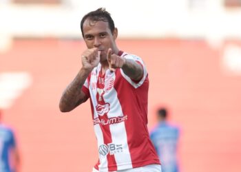 Visando contar com Vinícius na reta final do Pernambucano, Náutico ingressa com pedido liminar no TJD-PE