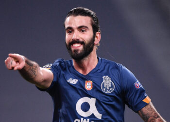 Sport busca contratação do volante portugues Sérgio Oliveira