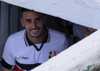 Santa Cruz: Preparador físico acredita que Thiago Galhardo terá boas condições para a semifinal do Pernambucano