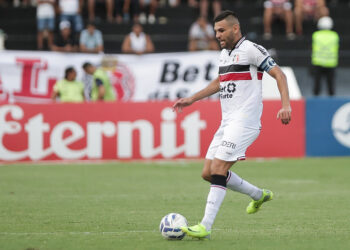 Santa Cruz: William Alves valoriza semana de preparação antes do clássico contra o Sport