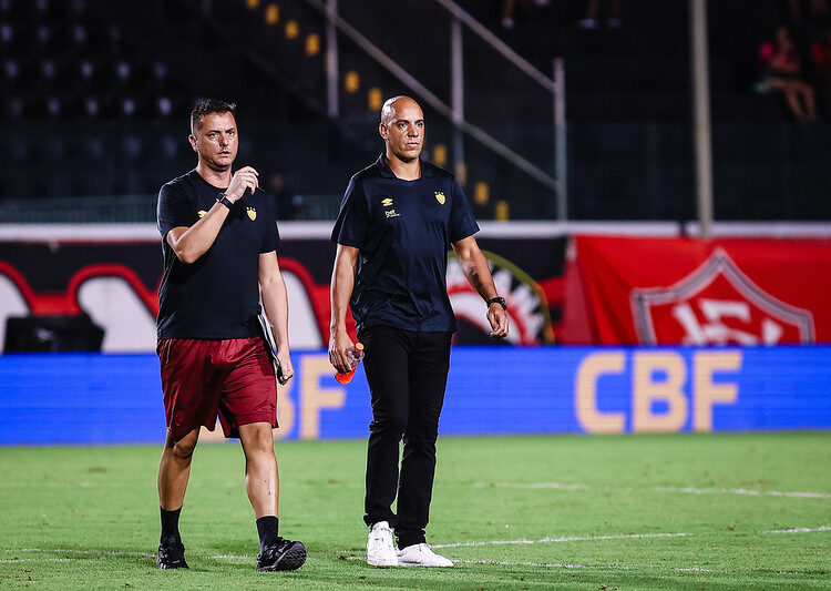 Pepa justifica escalação do Sport que iniciou jogo contra o Vitória: “Melhor time possível”