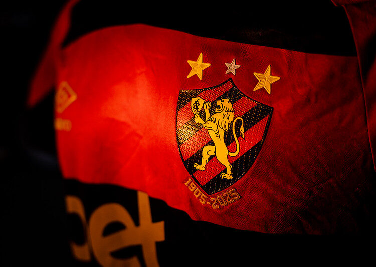 Sport lança novo uniforme principal em celebração aos 120 anos de história