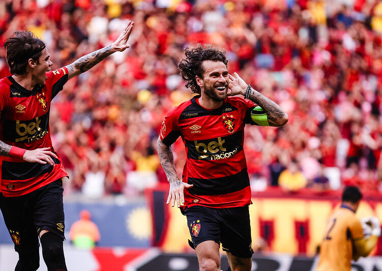 Sport vence o Retrô no primeiro jogo da final do Pernambucano. Foto: Paulo Paiva/ Sport