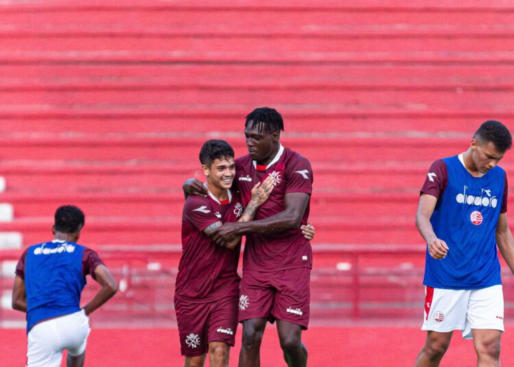 Náutico vence time sub-20 em jogo-treino no estádio dos Aflitos