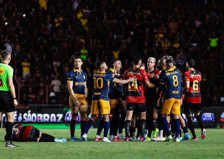 Após confusão em campo, súmula da final entre Sport x Retrô registra oito expulsões