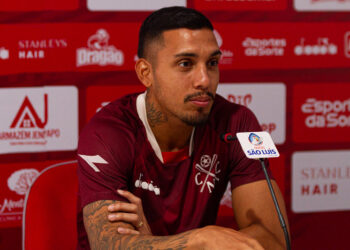 Náutico: Hélio Borges ressalta foco na busca pelo acesso e valoriza apoio da torcida