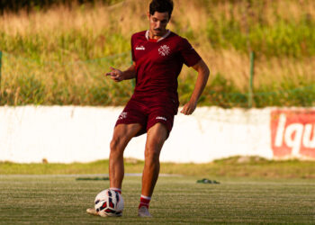 Com confiança renovada, Marco Antônio mira encerrar jejum de vitórias do Náutico no Rio Grande do Sul