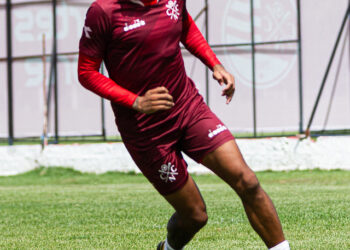 Vinicius volta de lesão e deve ficar no banco pelo Náutico contra o ABC. Foto: Gabriel França