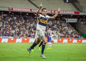 Mike marca gol importante na classificação do Retrô contra o Fortaleza. Foto: Stefania Fernandes Lima