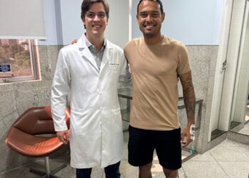 Náutico: Após lesão detectada, Vinícius é operado e voltará antes do previsto