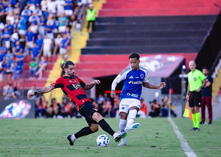 Na estreia de António Oliveira, Sport é goleado pelo Cruzeiro e torcida xinga time e presidente